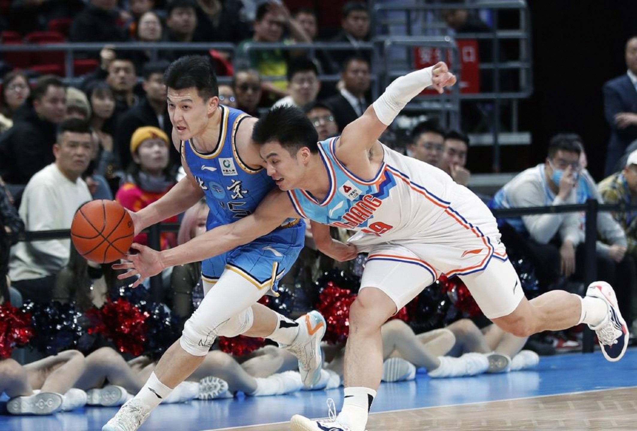 刚刚！广厦男篮围绕德国杯伤情更新门兴格拉德巴赫今晨豪取连胜，清晨新疆广汇备战CBA常规赛的简单介绍